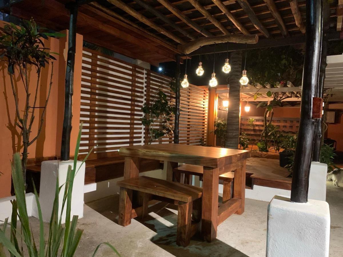 Torre Mar Galapagos Boutique Suites Puerto Ayora  Eksteriør billede