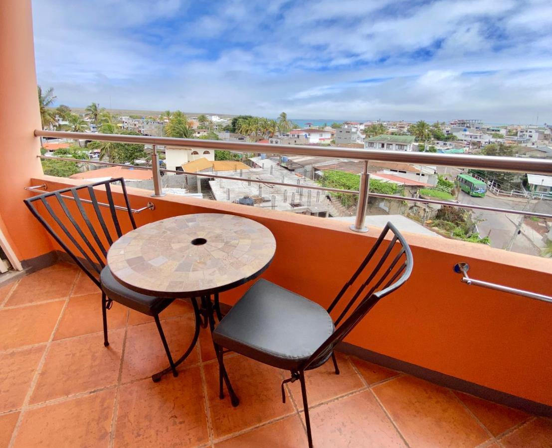 Torre Mar Galapagos Boutique Suites Puerto Ayora  Eksteriør billede