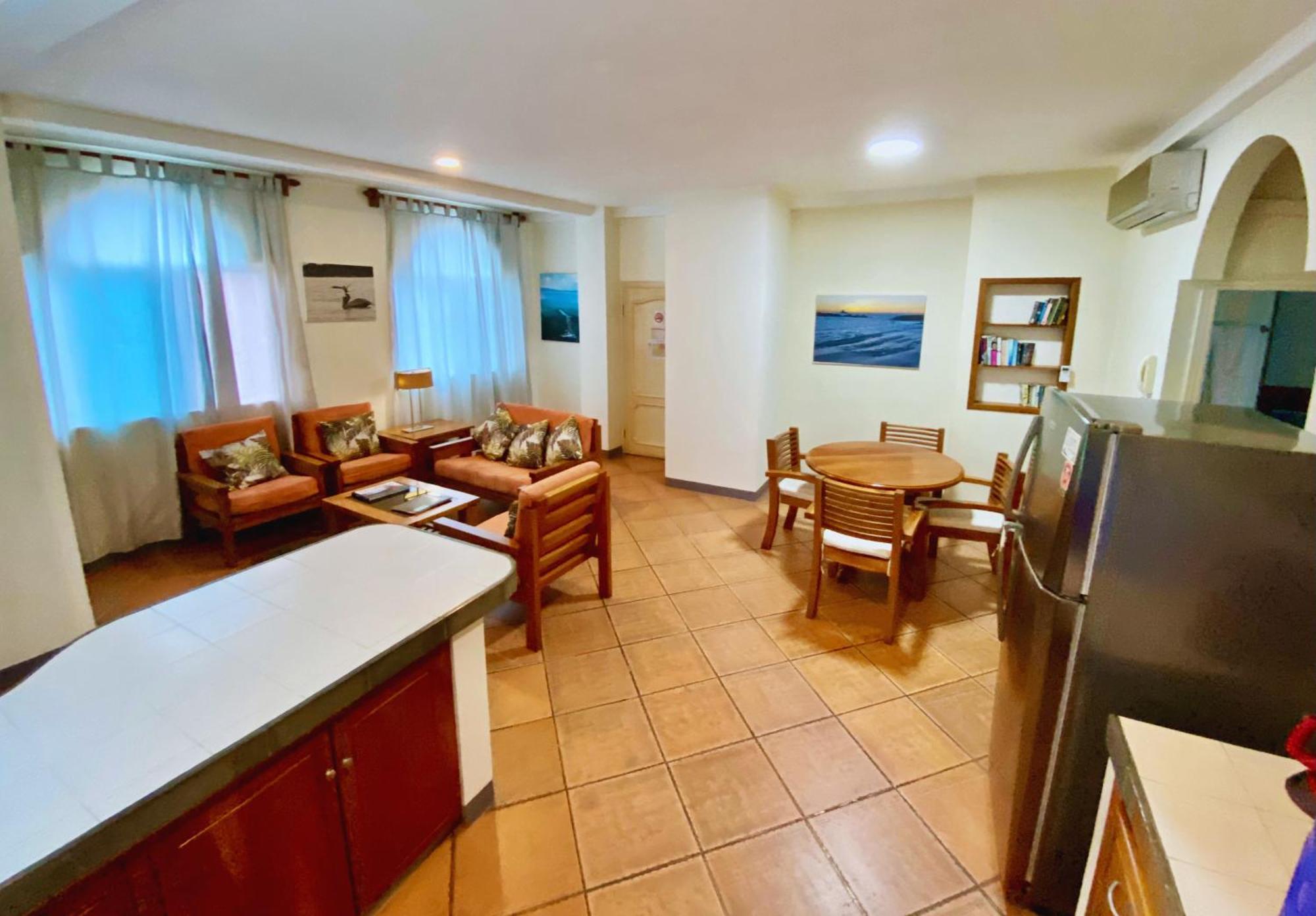 Torre Mar Galapagos Boutique Suites Puerto Ayora  Eksteriør billede