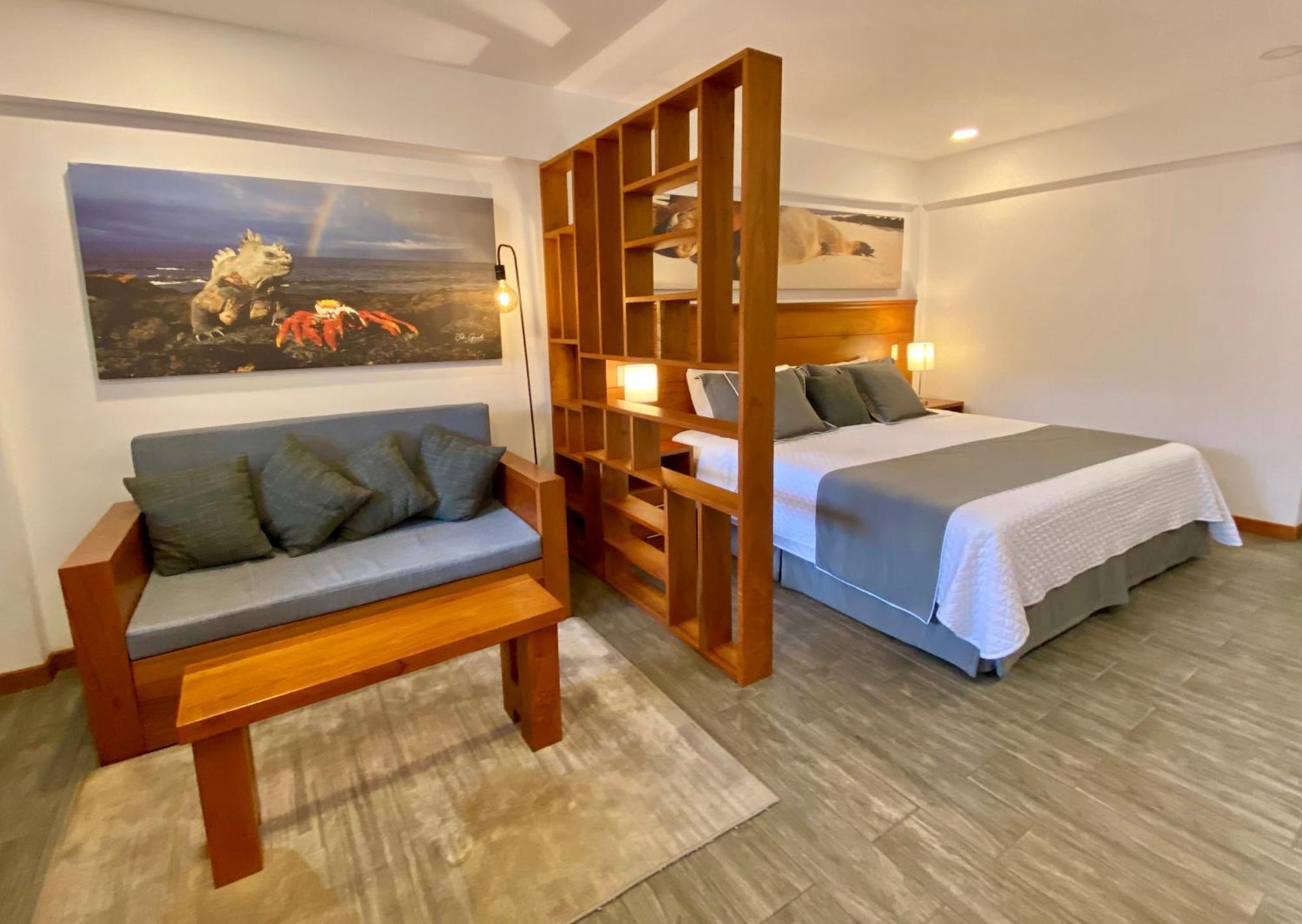 Torre Mar Galapagos Boutique Suites Puerto Ayora  Eksteriør billede