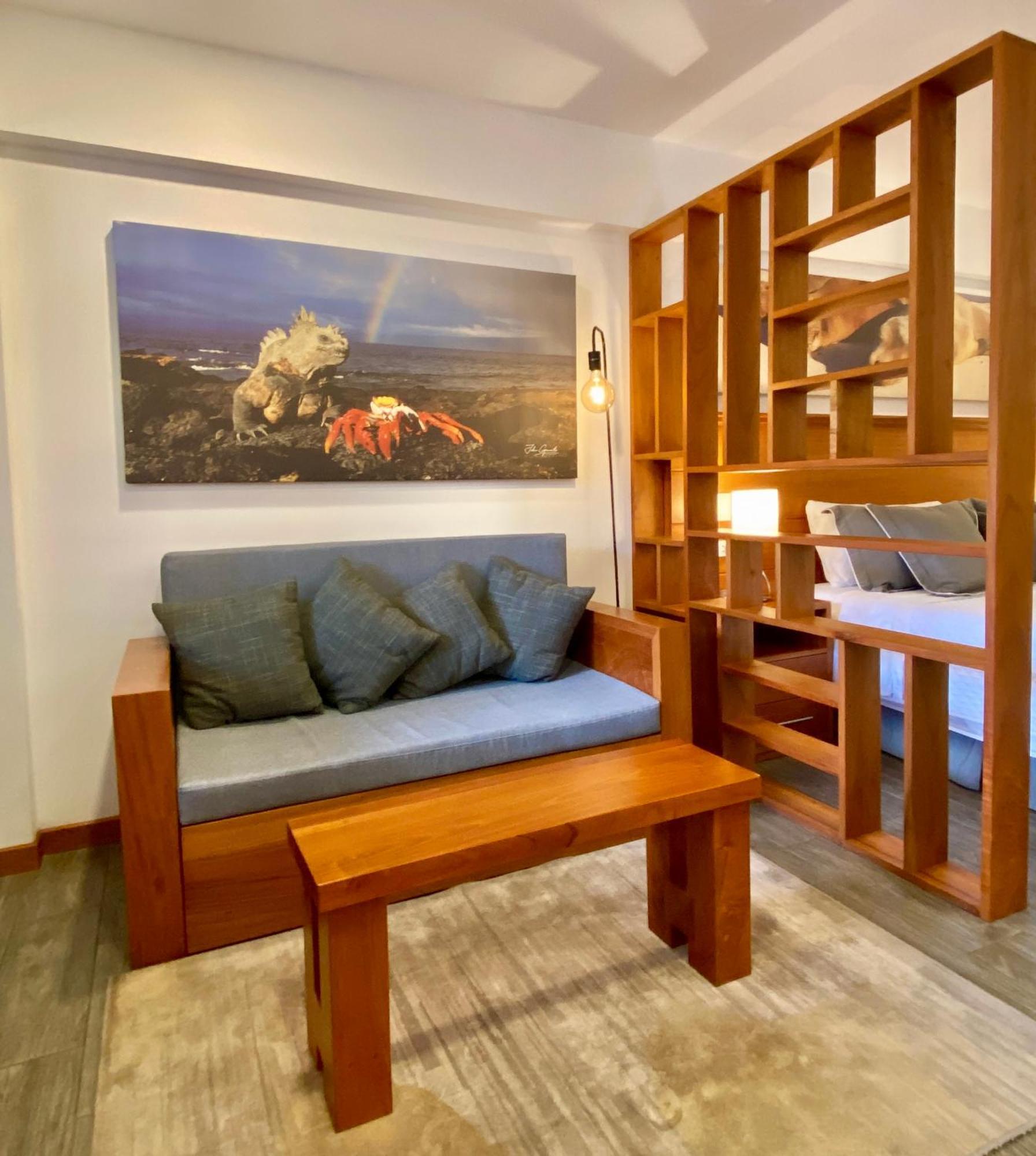 Torre Mar Galapagos Boutique Suites Puerto Ayora  Eksteriør billede